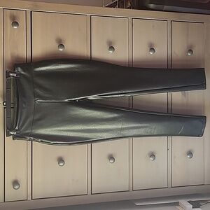 BBJ SUPER STRETCH VEGAN LEATHER LEGGINGS SIZE MEDIUM